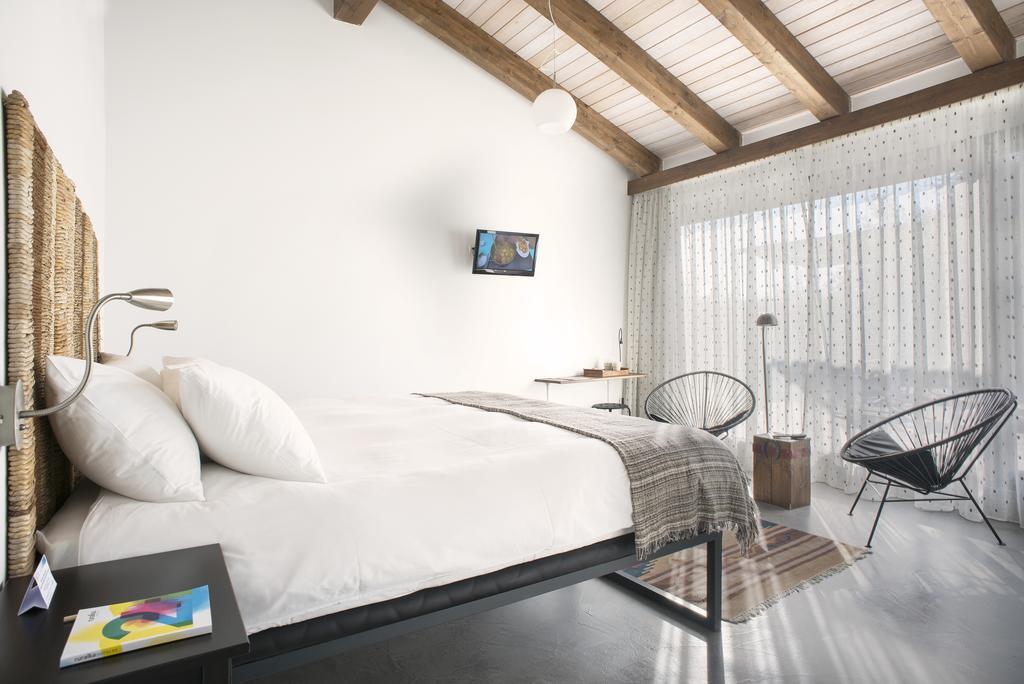 El Hotelito Navaluenga Eksteriør bilde